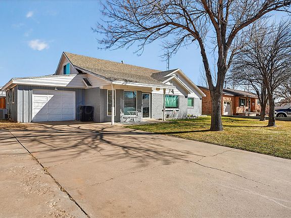 2nd image of 1009 Cherry Ave