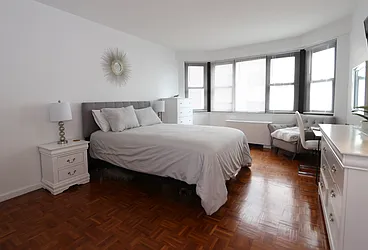 Rented by Luxus Manhattan Realty