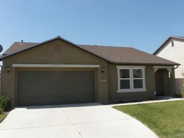 4227 E Acequia Ave, Visalia, CA 93292