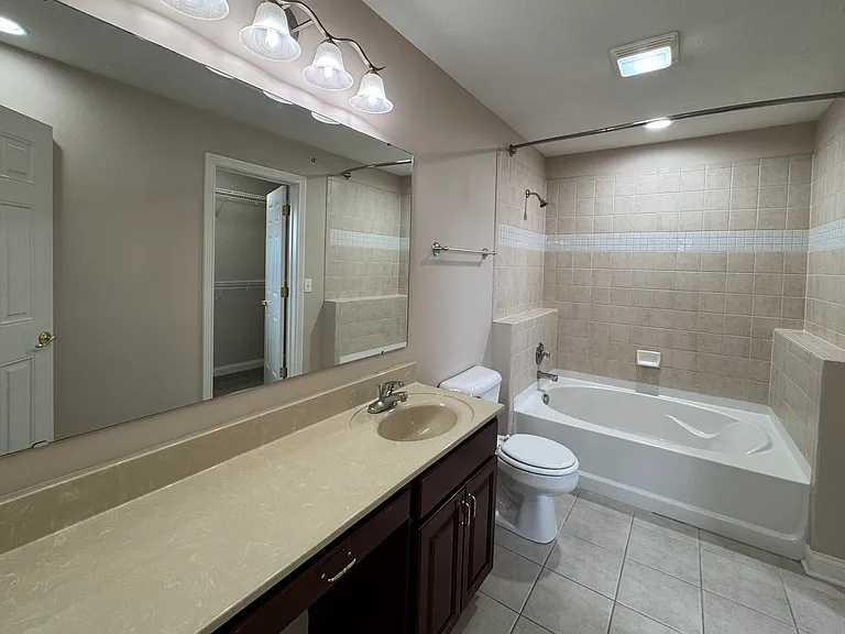 1473 Frontier Dr — Photo 15