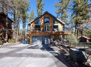 5764 Twin Lakes Dr, Wrightwood, CA 92397