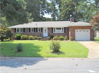 1034 Mains Creek Rd, Chesapeake, VA 23320