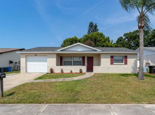 7401 Cay Dr, Port Richey, FL 34668