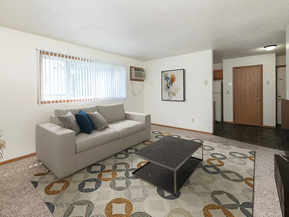 Fargo, ND White Ridge Apartments | Living