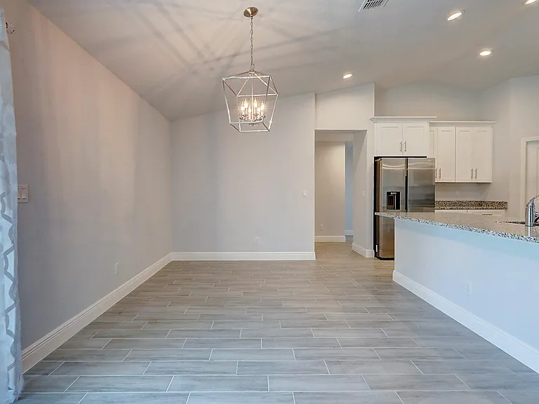 2352 SW Plum Ct — Photo 10