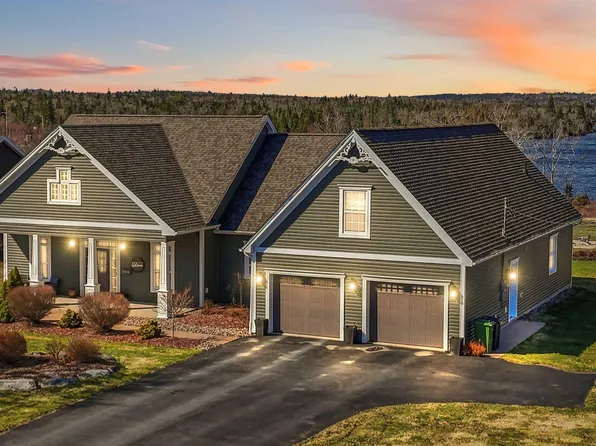 316 Gammon Lake Dr, Lawrencetown, NS B2Z 1T9