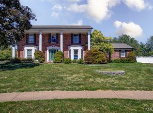 5868 Hightower Dr, Saint Louis, MO 63128