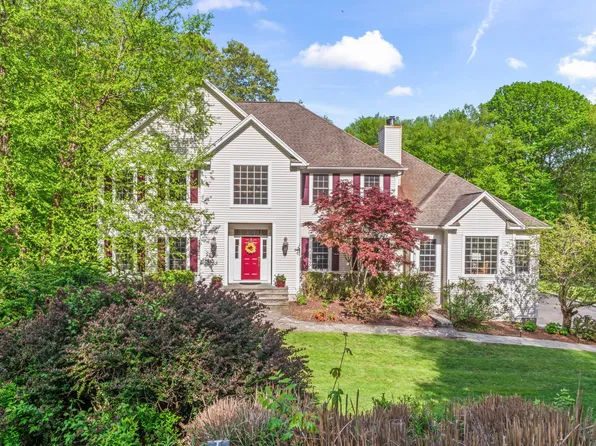 50 Marlin Road, Newtown, CT 06482