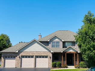 1781 Charles Waite St, Sycamore, IL 60178