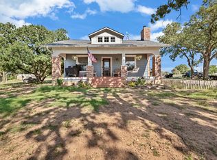 102 Howard Rd, Weatherford, TX 76088