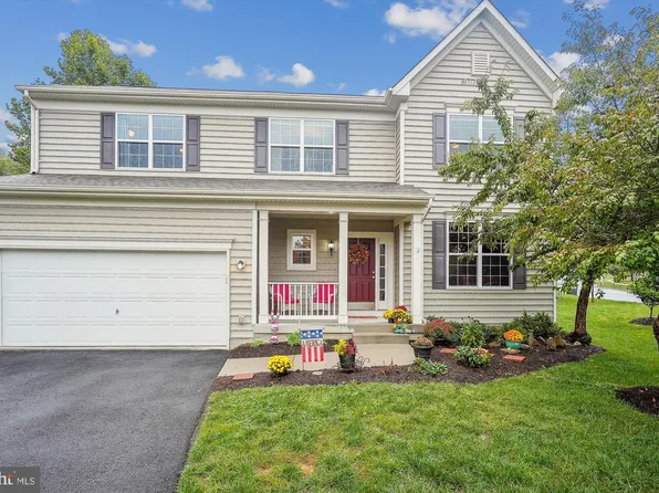 17115 Greenwood Dr, Round Hill, VA 20141