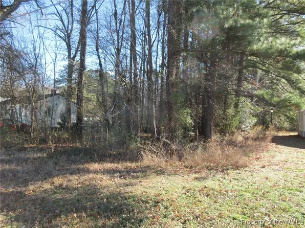 464 Queens Creek Rd, Williamsburg, VA 23185