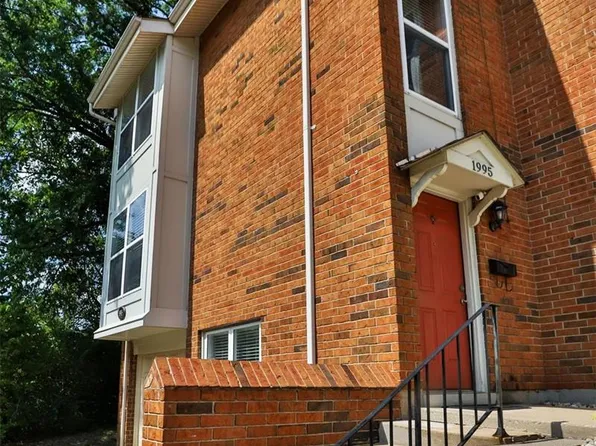 1995 Hunting Lake Ct #1995, Saint Louis, MO 63122