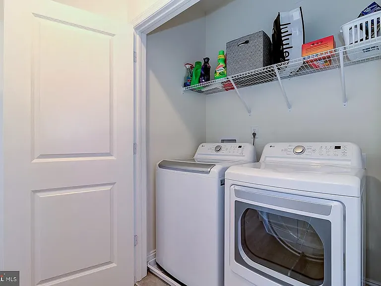 249 Grove View Dr — Photo 17