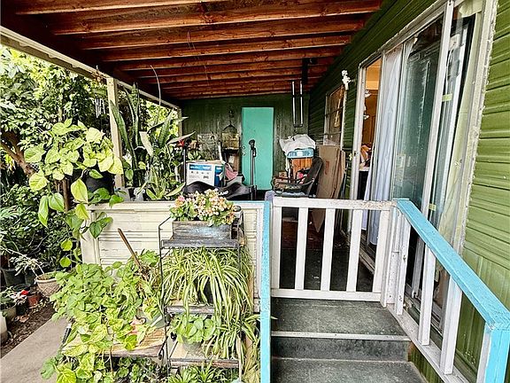 4th image of 223 Madrid Ave