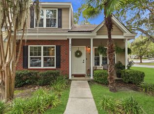 8089 Shadow Oak Dr, Charleston, SC 29406