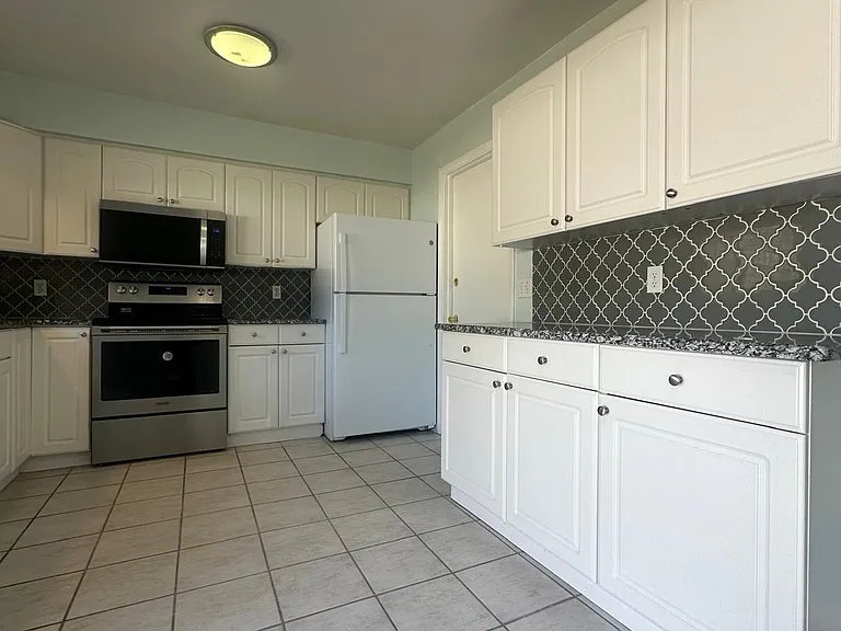 8260 Pamlico St — Photo 6