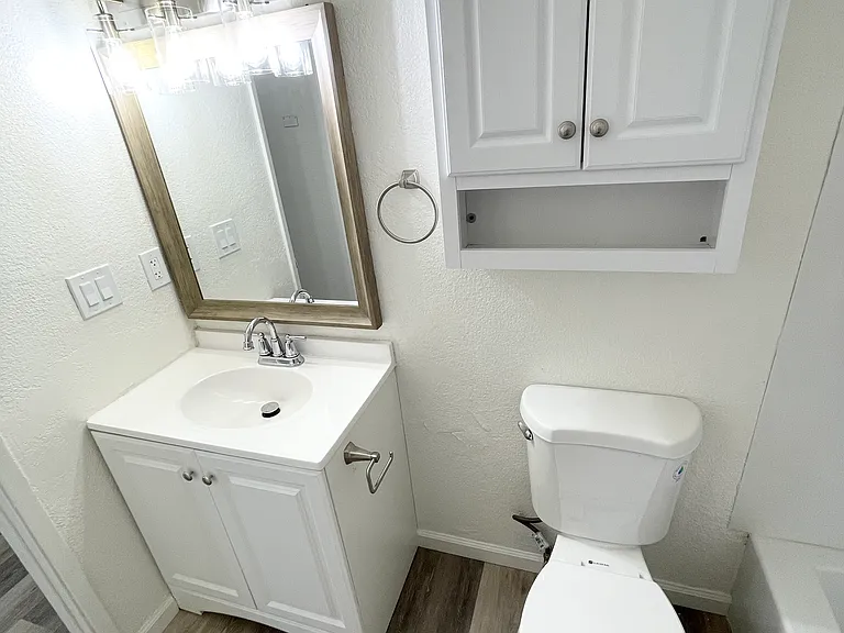 2144 Hickory Way #C — Photo 16