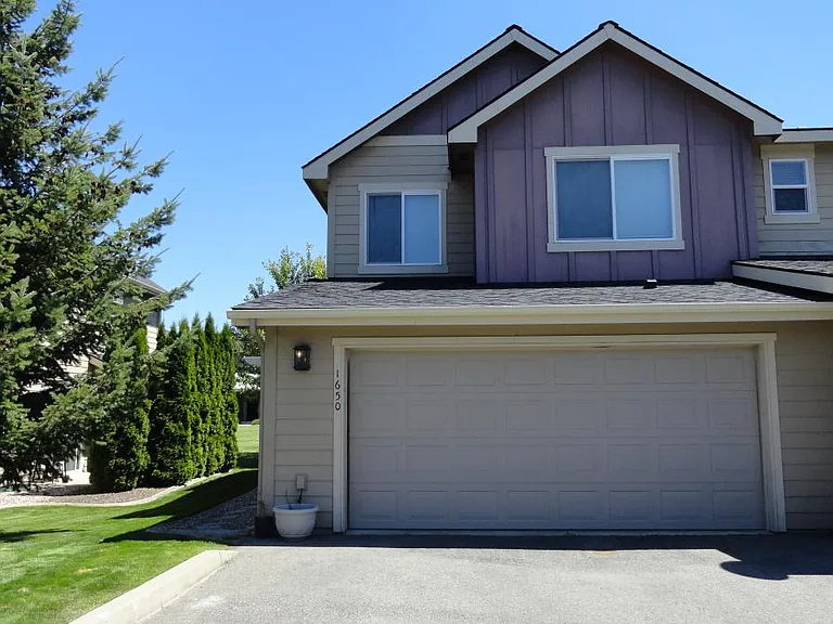 2 Car Attached Garage