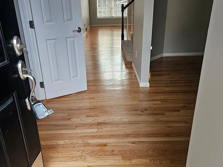 100 Castlebury Creek Ct — Photo 2