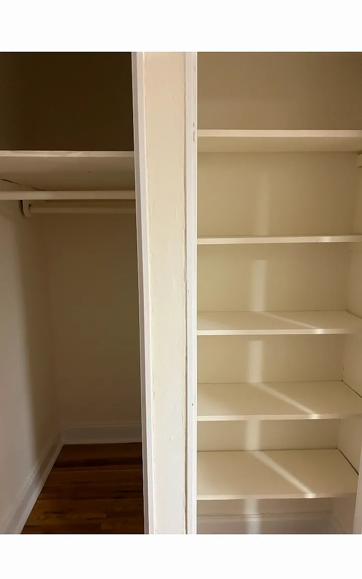 Studio, 550 sqft, $1,825 — Photo 3