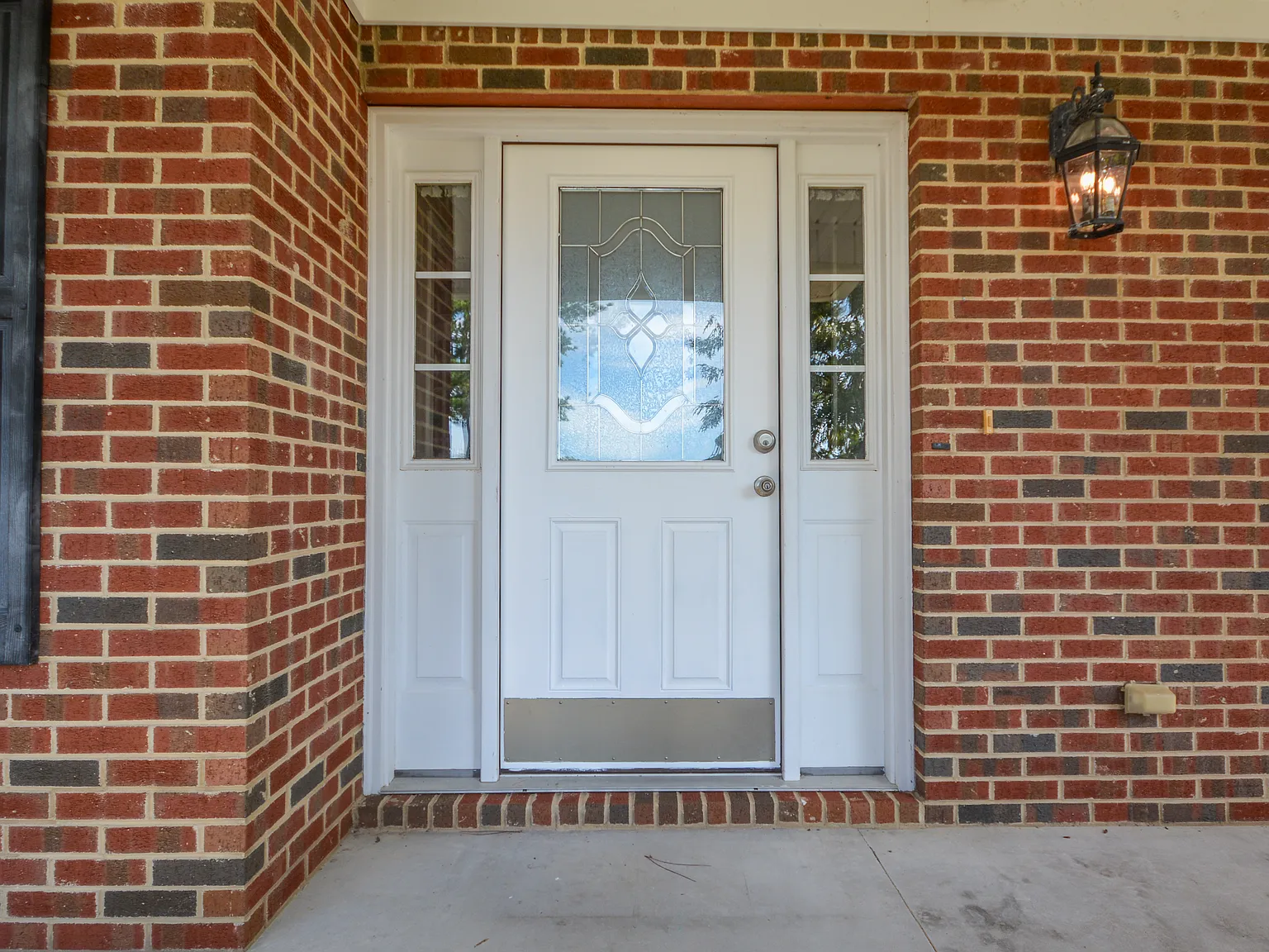 149 Wateredge Ln — Photo 3