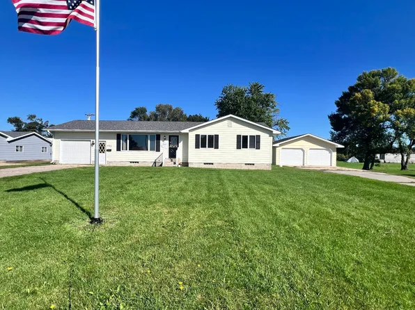 402 Highway 40, Marietta, MN 56257