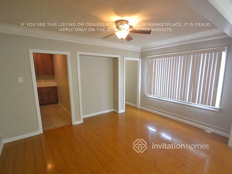 1017 W 73rd St — Photo 3