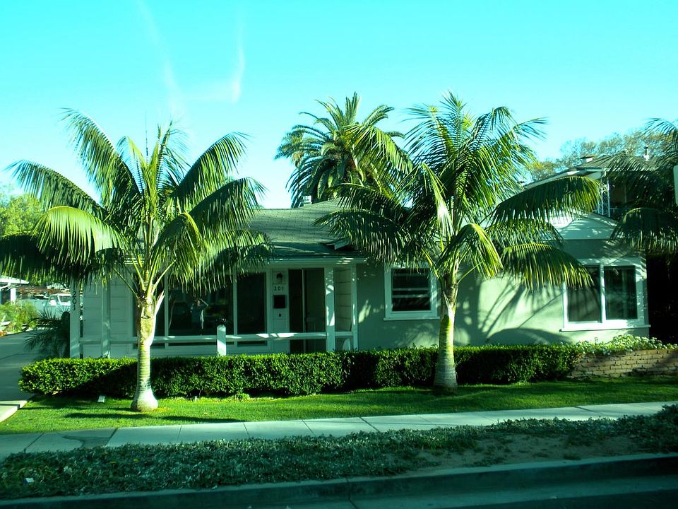 1st image of 201 W Yanonali St