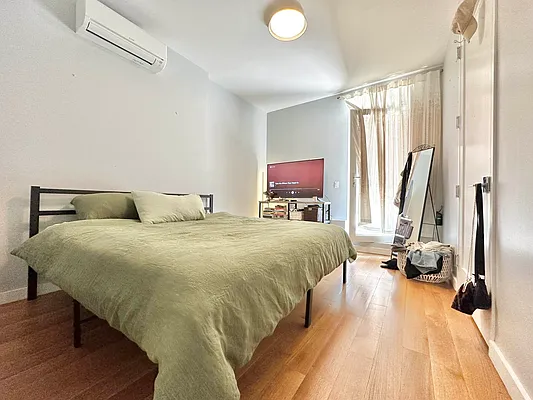 Rented by Doorway NYC, LLC | media 2