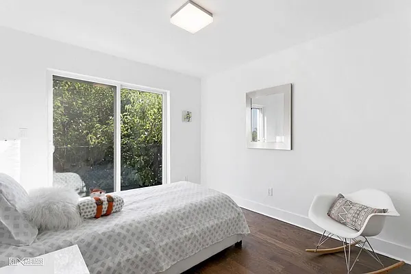 Rented by Corcoran | media 6