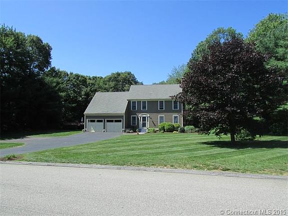3rd image of 54 Heatherwood Dr