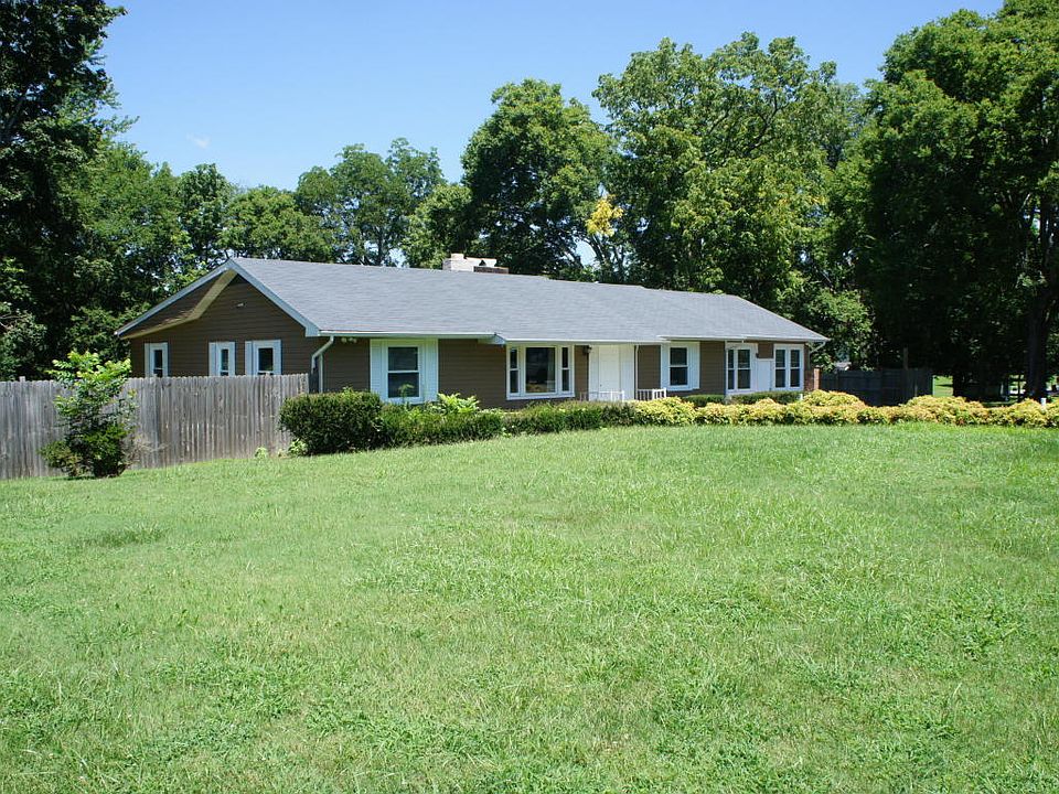 2nd image of 318 Englewood Rd
