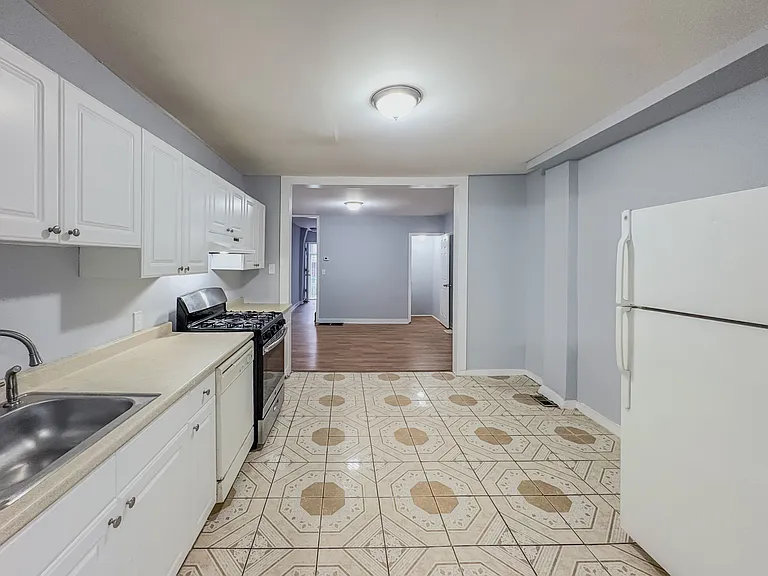 3122 Keswick Rd — Photo 5