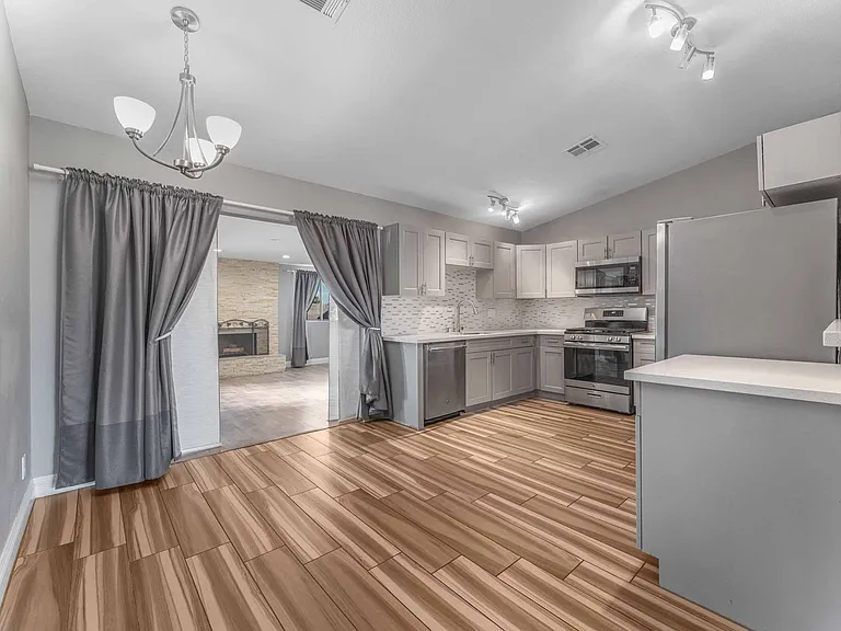 3636 Tempe St — Photo 7