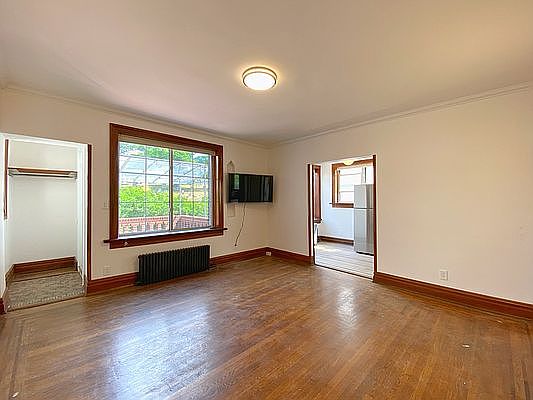 1st image of 578 7th Ave #2