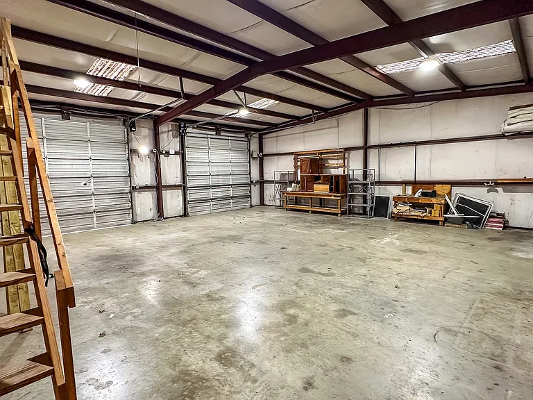 200 N Sorrells Rd — Photo 42