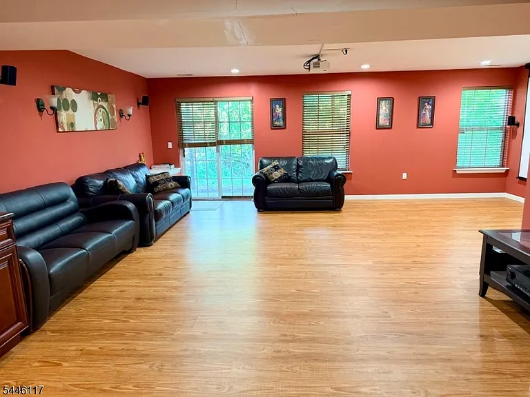 38 Gordon Cir — Photo 20