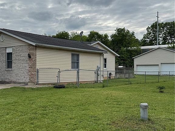 4th image of 165 Baker Ln