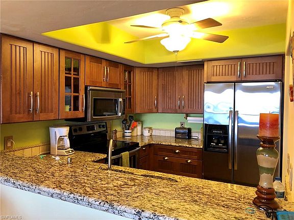 4th image of 16600 Bocilla Island Club Dr APT 38