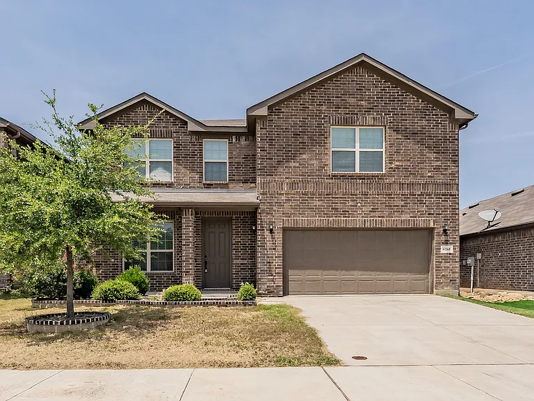 6268 Topsail Dr — Photo 1