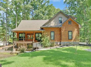 203 Teasley Ln, Hartwell, GA 30643