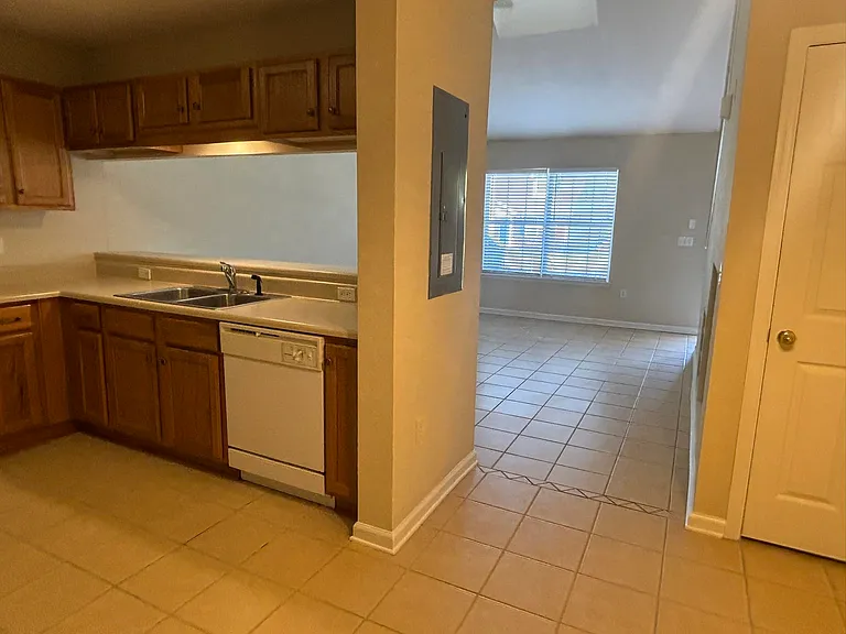4434 Gearhart Rd #4704 — Photo 7
