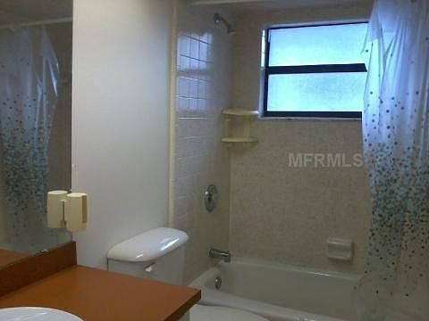 5th image of 4527 Hallamview Ln