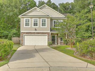 550 Brick Barn Ln, Goose Creek, SC 29445