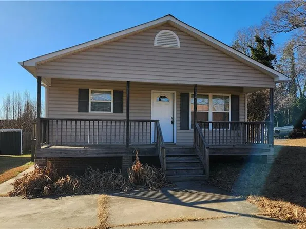 214 Beddington St, High Point, NC 27260