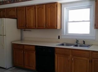 32 Clark St, Spencer, MA 01562
