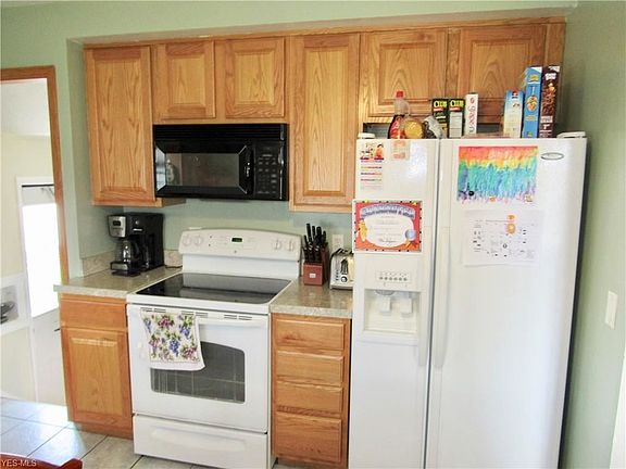 4th image of 17509 Ponciana Ave