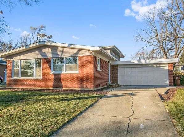 209 W Elmwood Dr, Chicago Heights, IL 60411