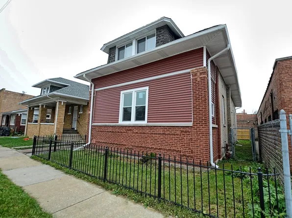 2515 E 72nd Pl, Chicago, IL 60649